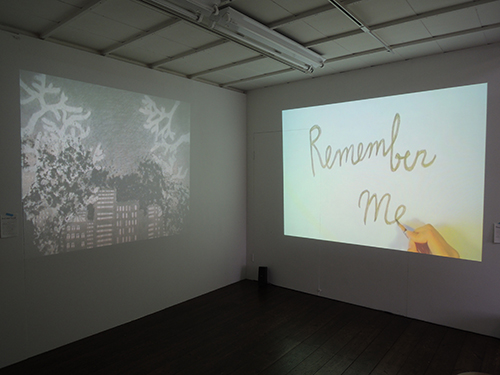 個展「over and over now」